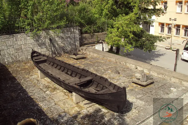 Музей на дунавския риболов и лодкостроене (Ту